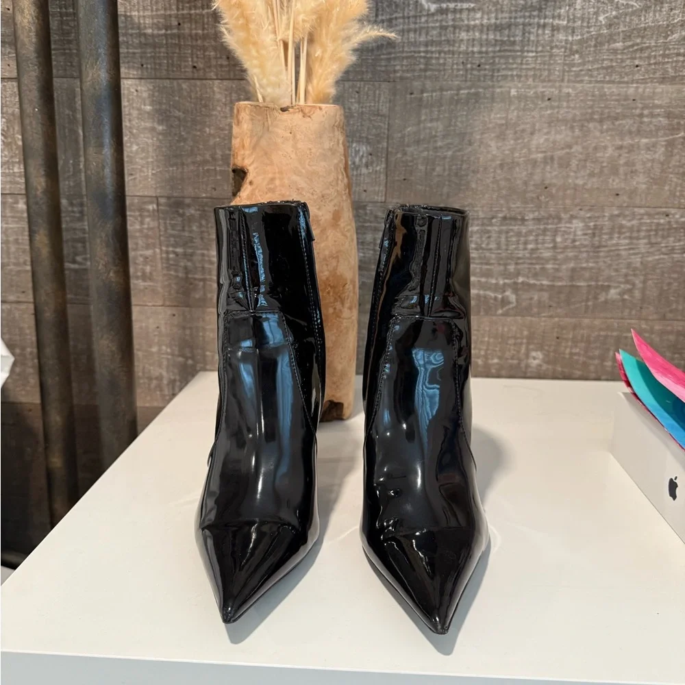 Zara Glossy Black Ankle Pointed-Toe Booties Patent Leather Size 5.5 - Picture 2 of 6